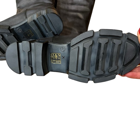 Free People Womens Brooks Tall Boots Black Distressed Leather Size 40 New No Box - Picture 8 of 9